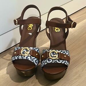 ❕SOLD❕GBG y2k Brown and Blue Wedges